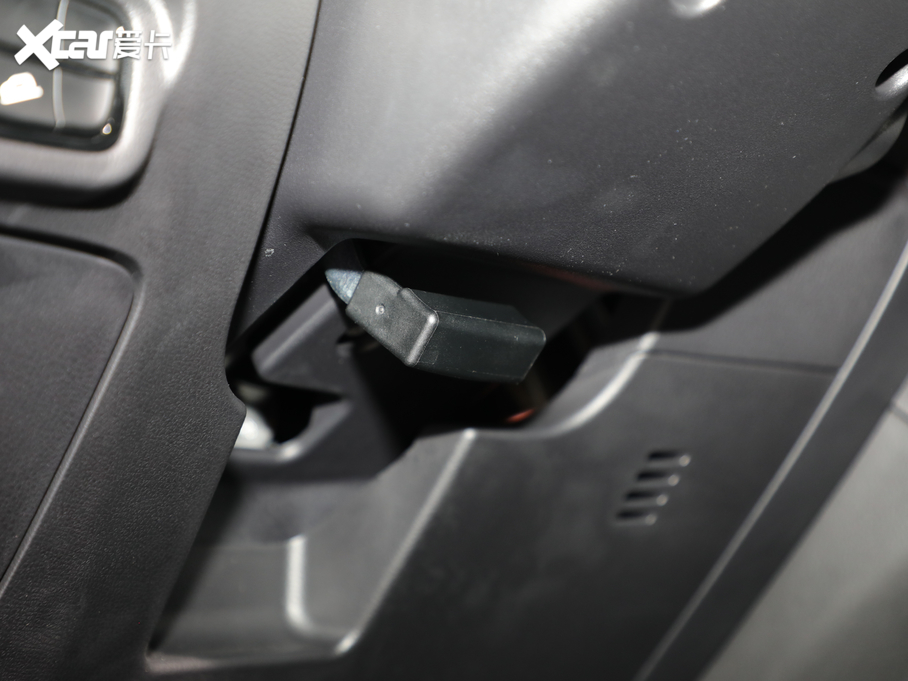 2020GS3 235T  Ԅ(dng)Ӣ