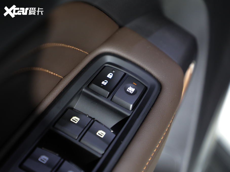 2020GS3 235T  Ԅ(dng)Ӣ