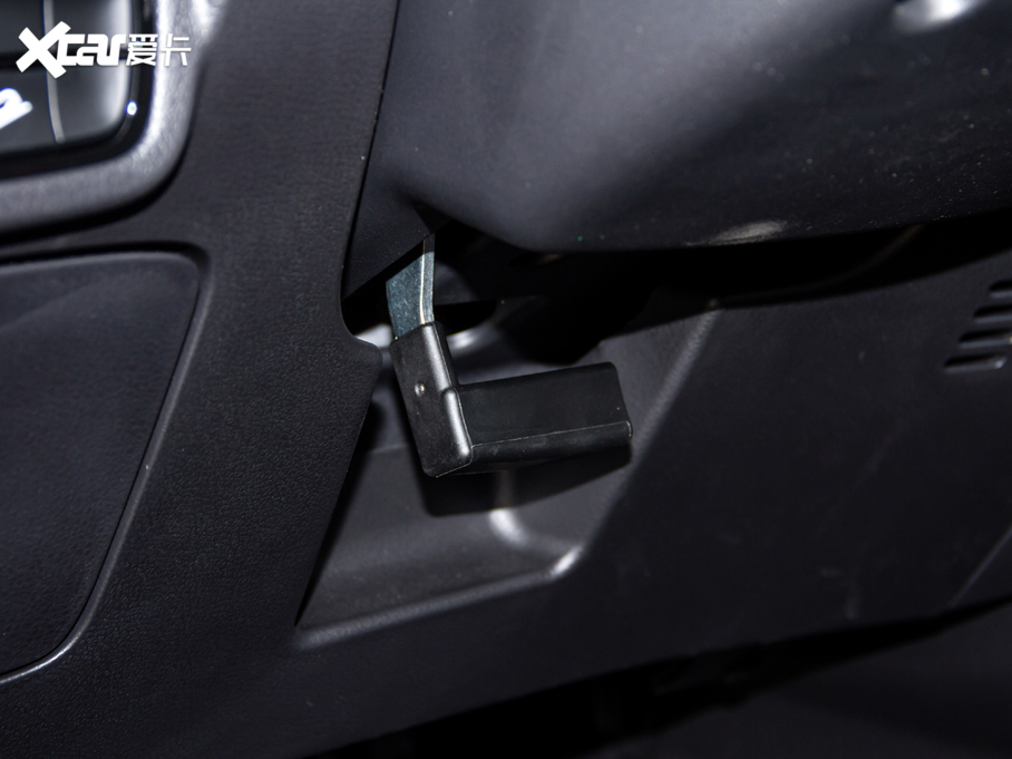 2020GS3 235T  Ԅ(dng)Ӣ