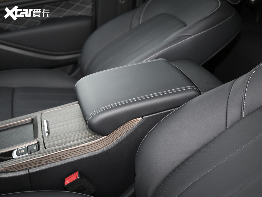 2020M8 I(lng) 390T F