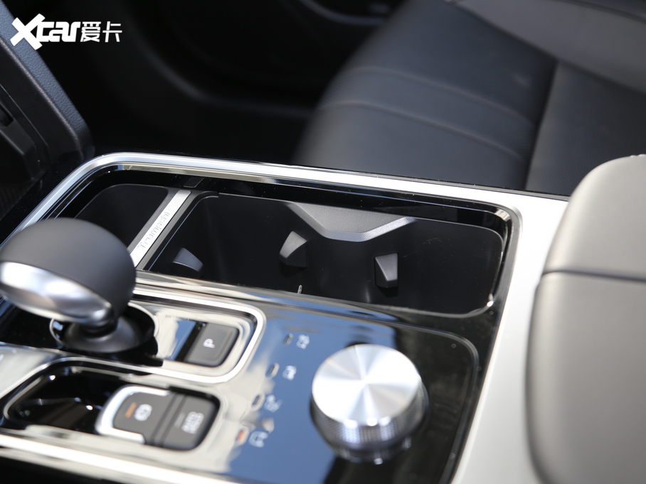 2020GS8 390T ԄA 7