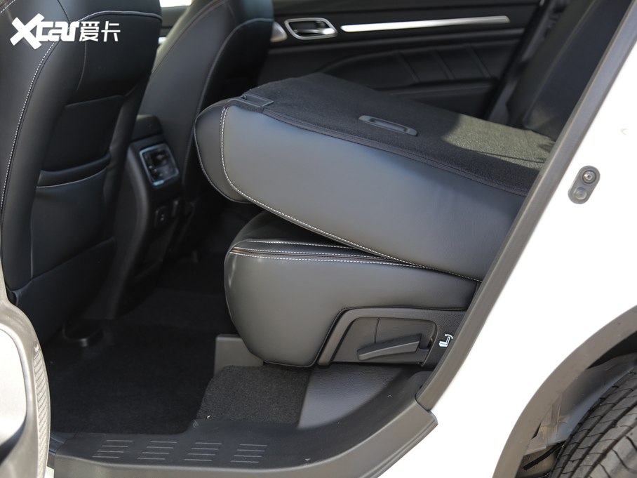 2020GS8 390T ԄA 7