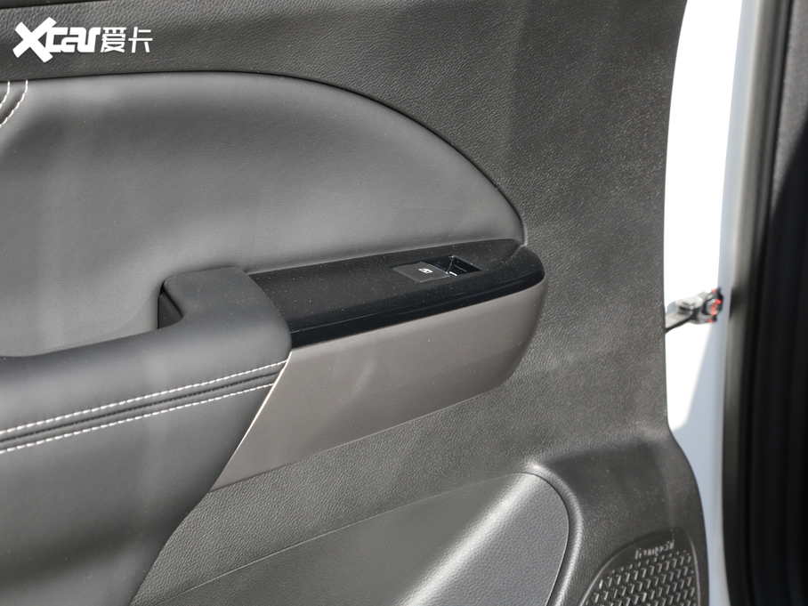 2020GS8 390T ԄA 7