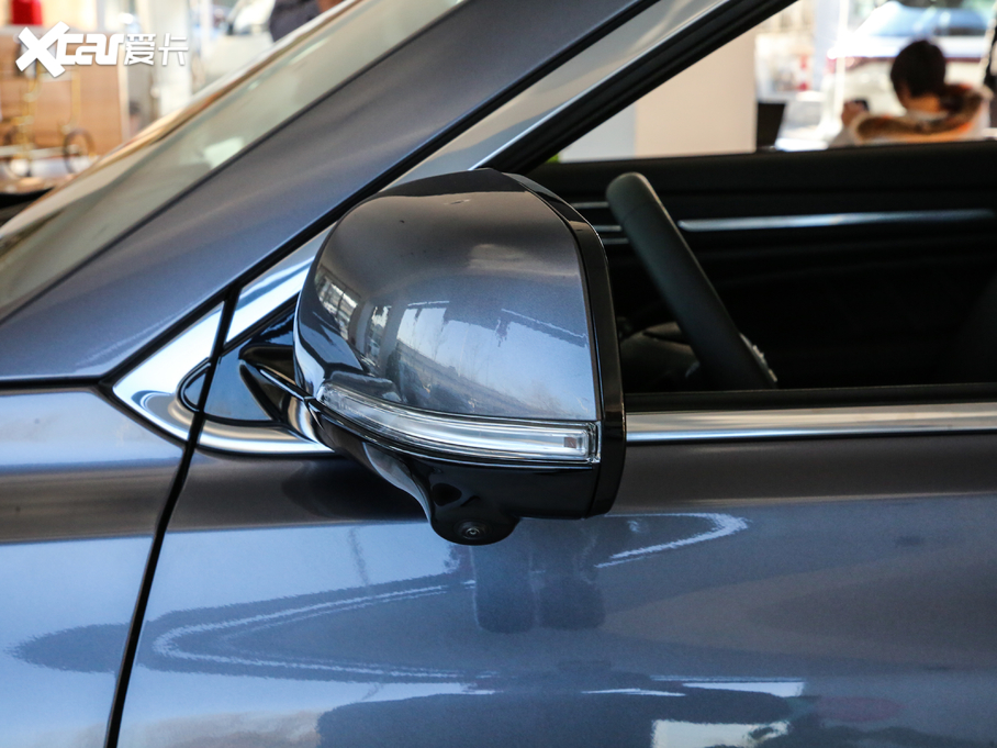 2020GS8 390T ԄӃA 7