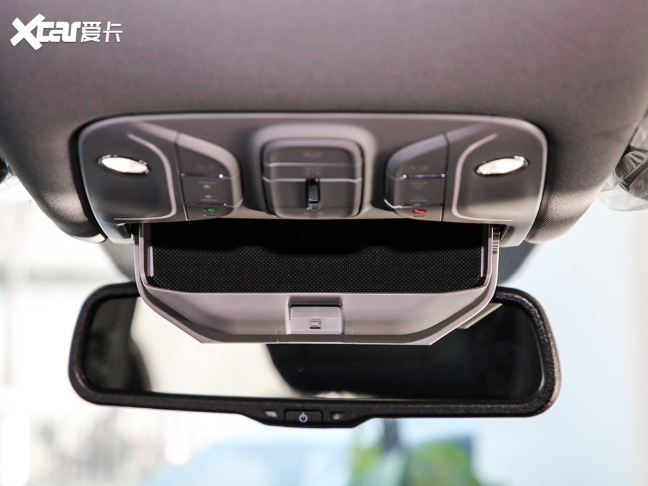 2020GS8 390T ԄӃA 7