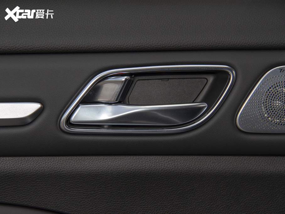 2020GS8 390T ԄӃA 7