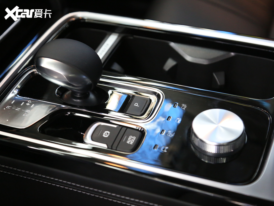 2020GS8 390T (q)A(lin)o(j)