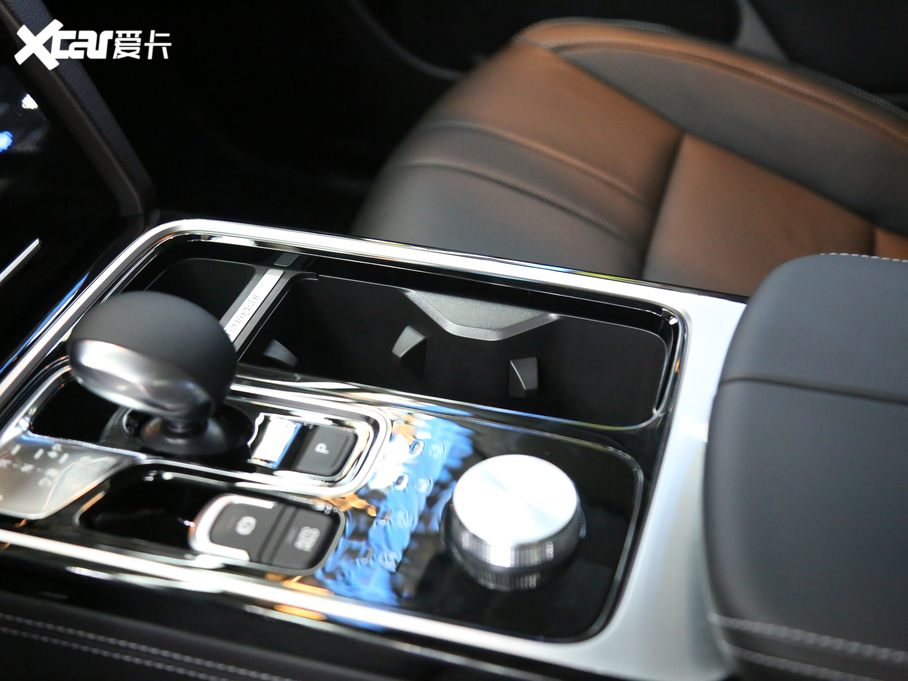 2020GS8 390T (q)A(lin)o(j)