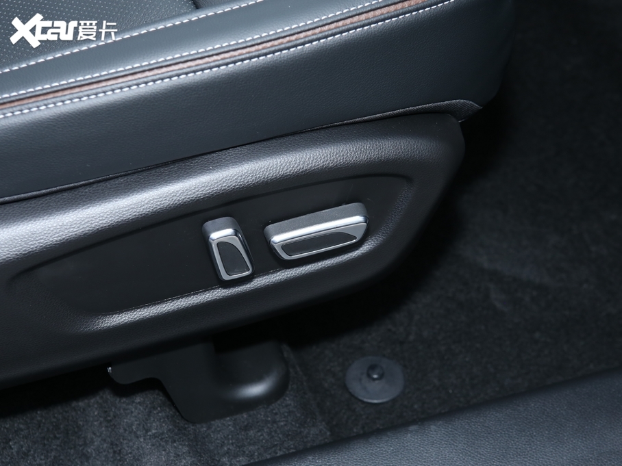 2020GS8 390T (q)A(lin)o(j)