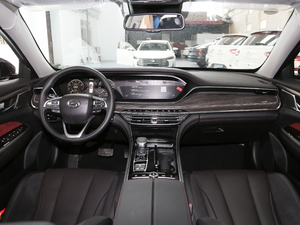 2020款390T 至尊版 内饰全景
