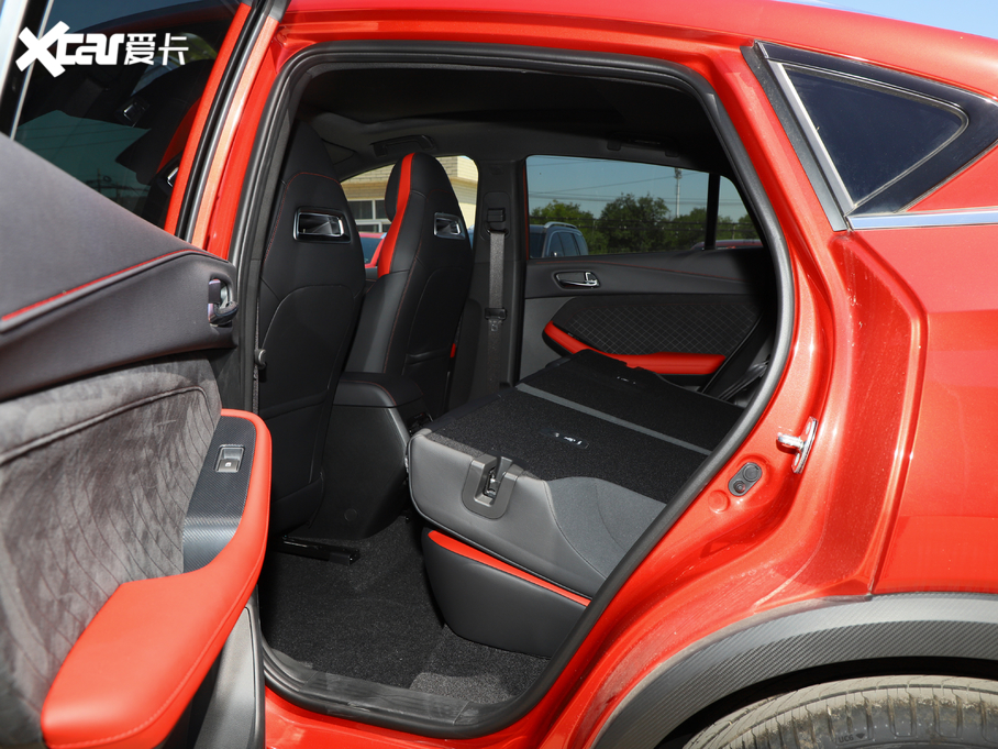 2020GS4 COUPE 270T Ԅ