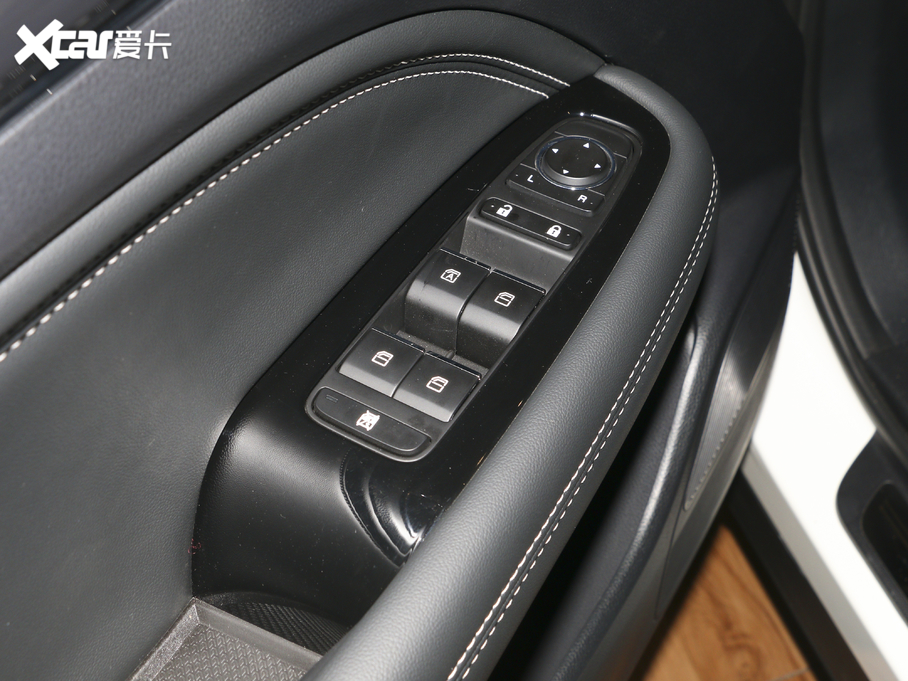 2020GS5 M(jn)A 270T Ԅ(dng)Ӣ