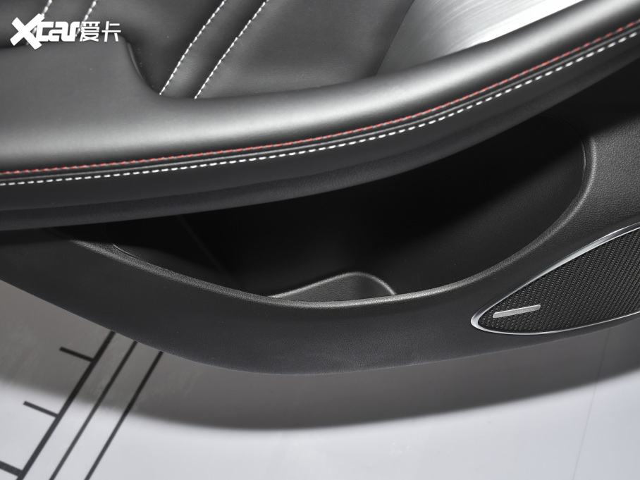 2021�����GA4 GA4 PLUS 235T �Ԅ�������