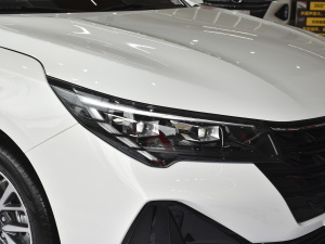 2021GA4 PLUS 235T Ԅ ^