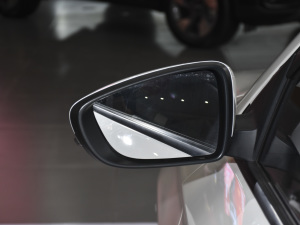 2021GA4 PLUS 235T Ԅ ^