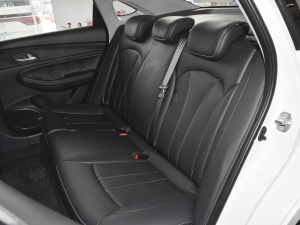 2021GA4 PLUS 235T Ԅ g