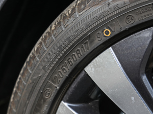 2021GA4 PLUS 235T ԄF ^