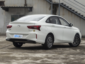 2021款GA4 PLUS 235T 自动豪华版 整体外观
