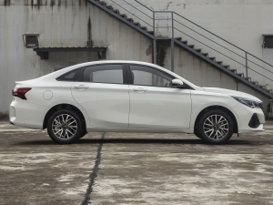 2021款GA4 PLUS 235T 自动豪华版 整体外观