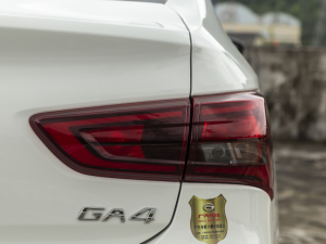 2021GA4 PLUS 235T ԄӺA β