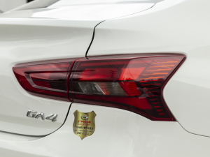 2021GA4 PLUS 235T ԄӺA ^