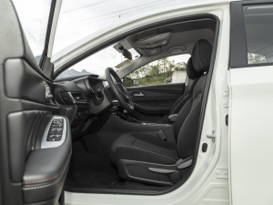 2021GA4 PLUS 235T ԄӺA ǰſg