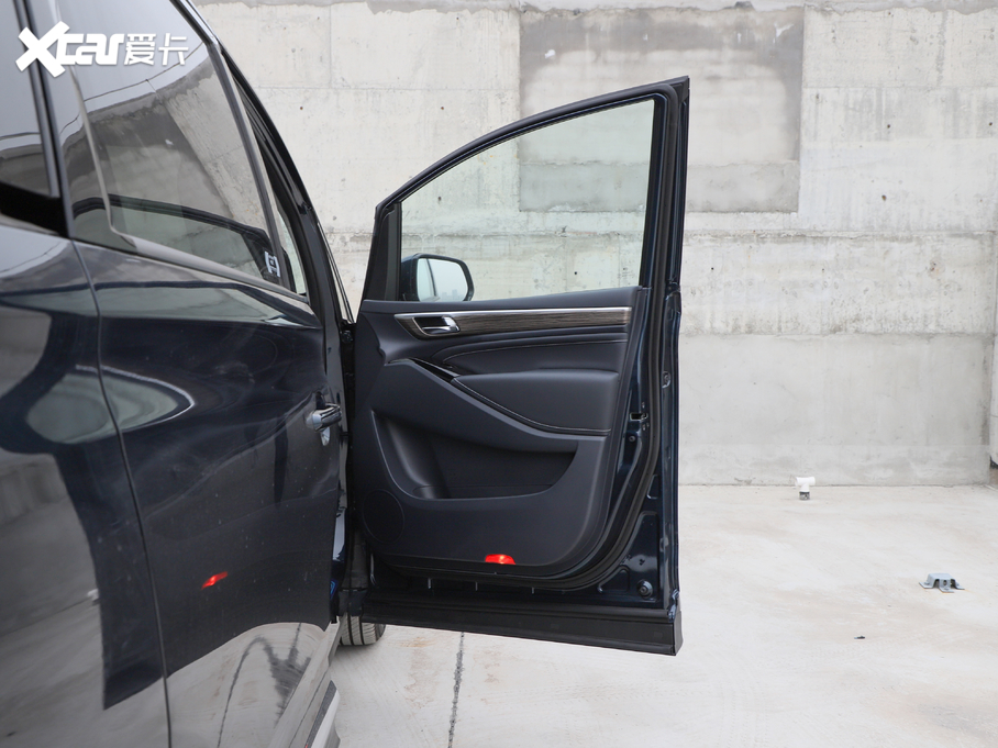 2021�����M8 �I(l��ng)��ϵ�� 390T ���F��