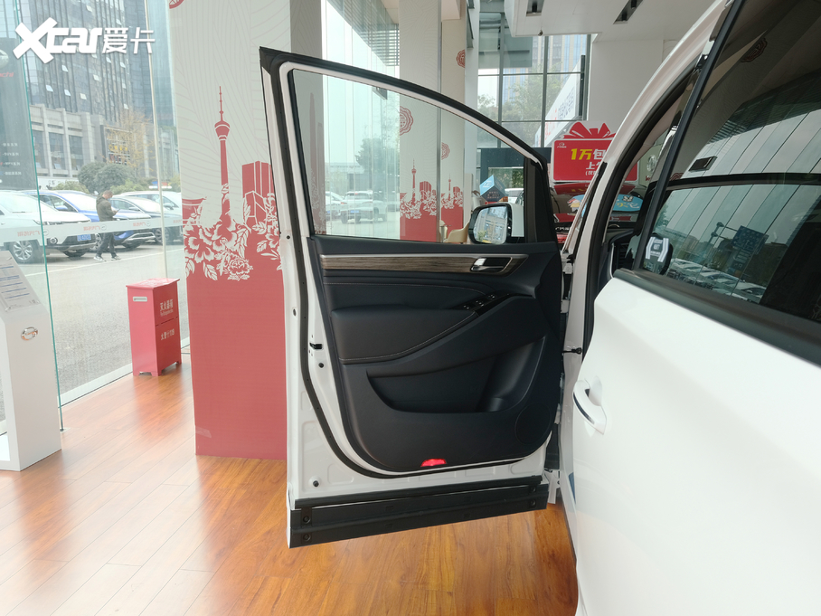 2021�����M8 ��ϵ�� 390T ���F��