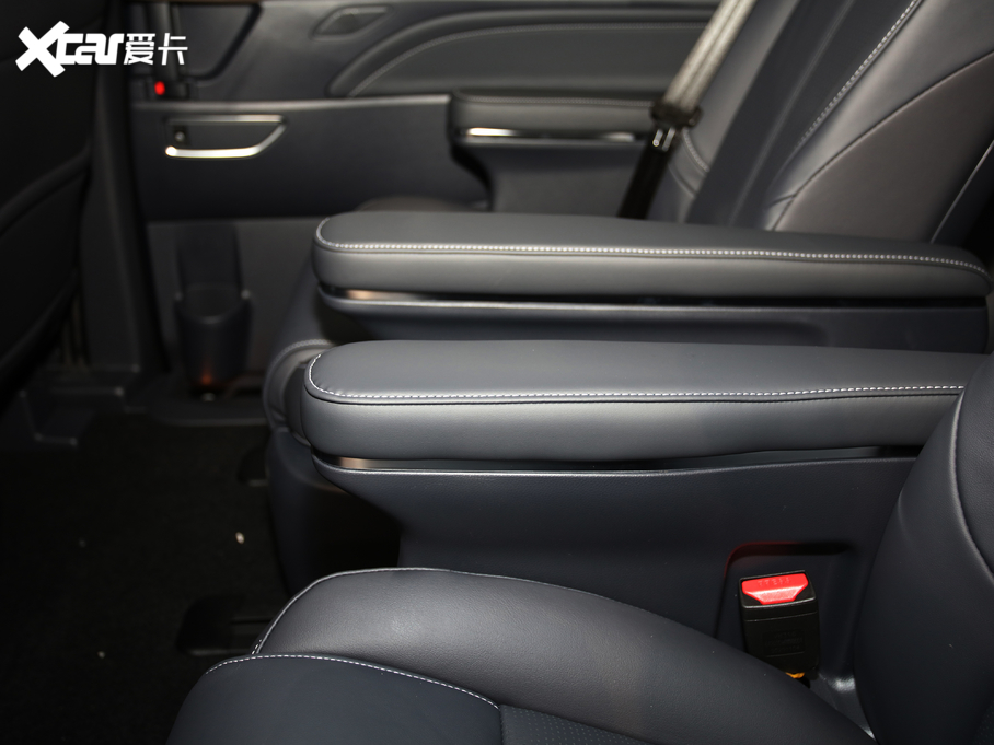 2021�����M8 �I��ϵ�� 390T ������