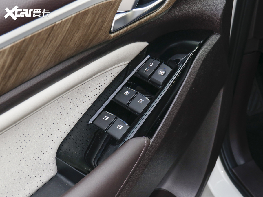 2021M8 I(lng)ϵ 390T A