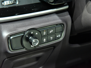 2021ϵ 390T  п؅^(q)