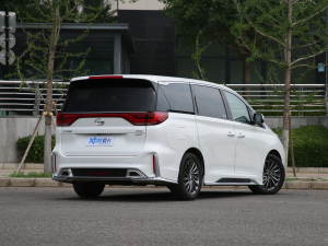 2021款大师系列 390T 至尊版 整体外观