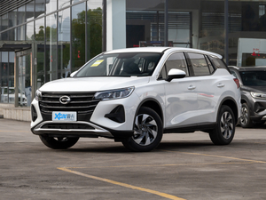 2021款270T 手动舒适版 左前45度