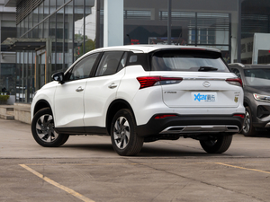 2021款270T 手动舒适版 左后45度