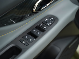 2021270T ӰJ16 {܇ƅ^	