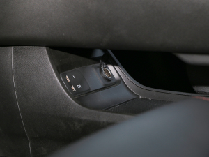 2021270T ӰJ15 п؅^