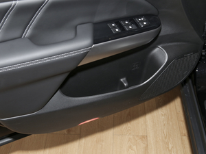 2021390T 򌰵ҹTʿ g