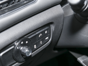 2021390T 򌰵ҹTʿ п؅^