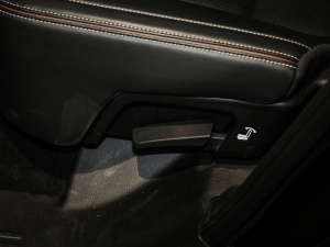 2021390T 򌰵ҹTʿ g