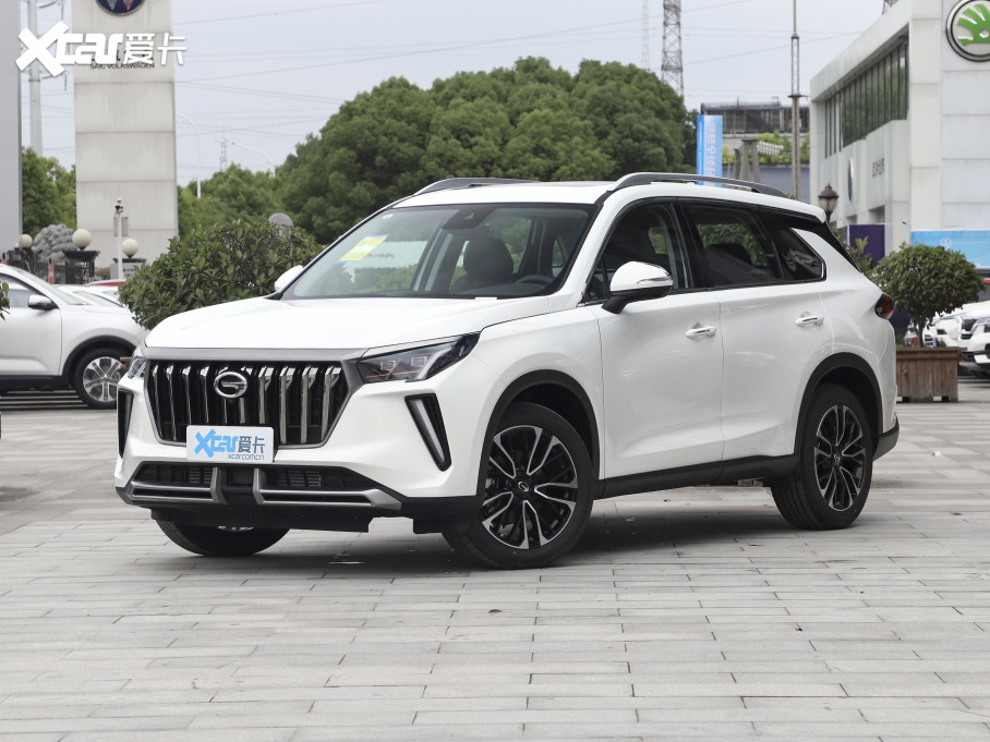 2021款传祺gs4 plus270t 自动星辰版