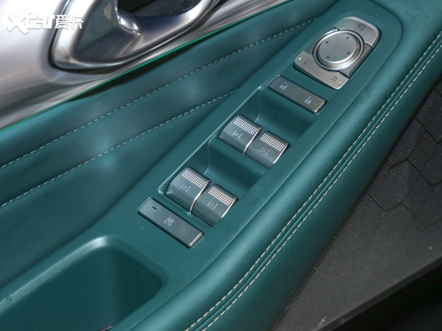 2022GS8 Iϵ 2.0TGDI A(lin) 