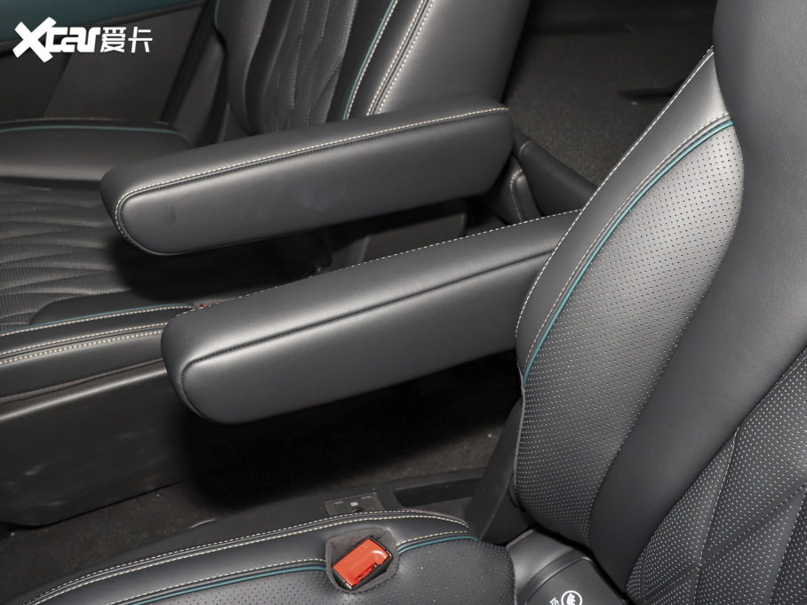 2022GS8 Iϵ 2.0TGDI F 