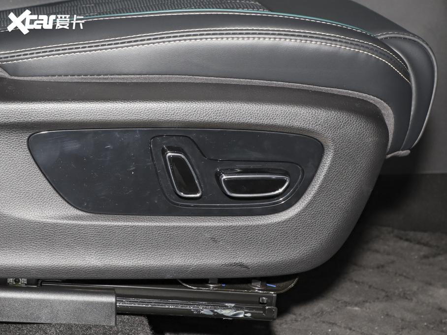 2022GS8 Iϵ 2.0TGDI F 