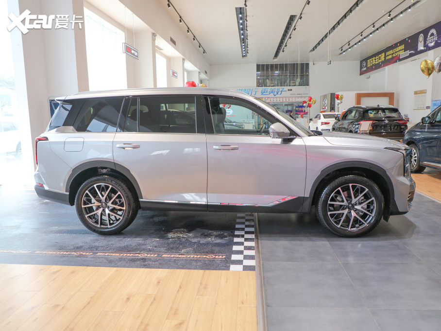 2022GS8 I(lng)ϵ 2.0TGDI (q)A(lin) 