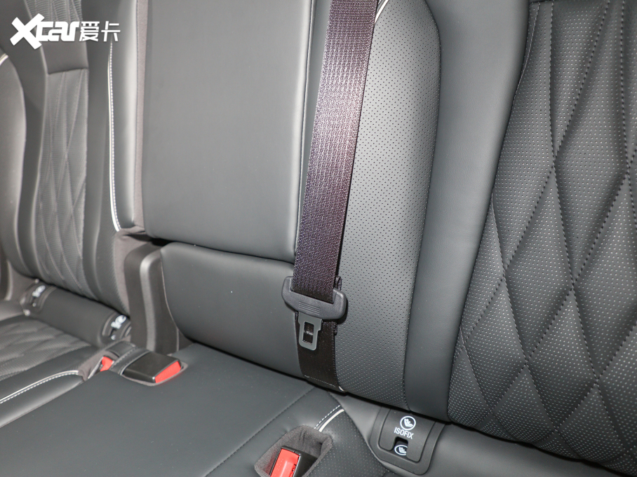 2022GS8 I(lng)ϵ 2.0TGDI (q)A(lin) 