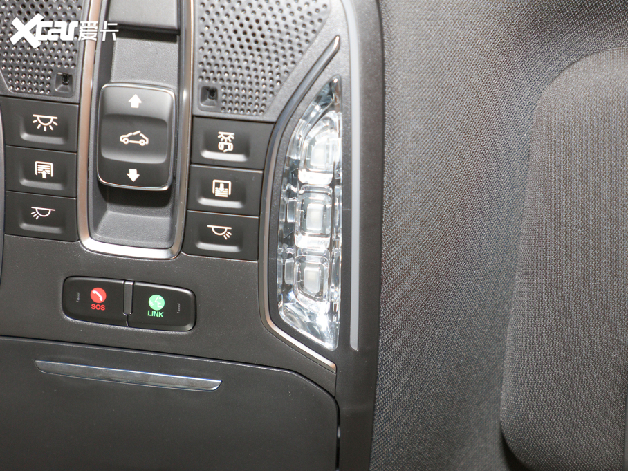 2022GS8 I(lng)ϵ 2.0TGDI (q)A(lin) 