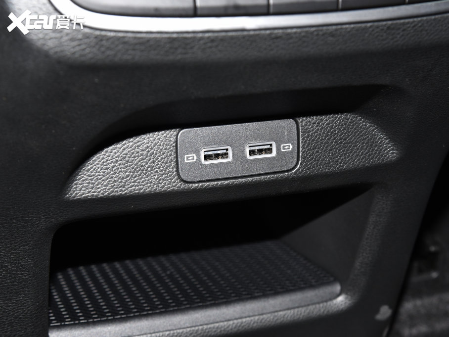 2022GS8 I(lng)ϵ 2.0TGDI (q) 