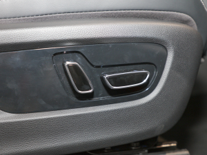 2022I(lng)ϵ 2.0TGDI (q)A(lin)  g