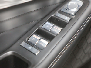 2022I(lng)ϵ 2.0TGDI (q)A(lin)  п؅^(q)