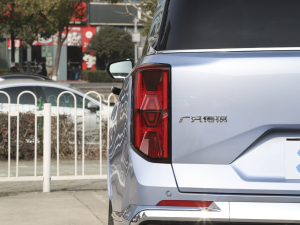 2022pϵ 2.0TM (q)F  (x)(ji)^